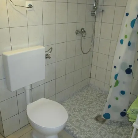 Apartment Nives *